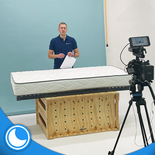 Video opklapbed met bureau
